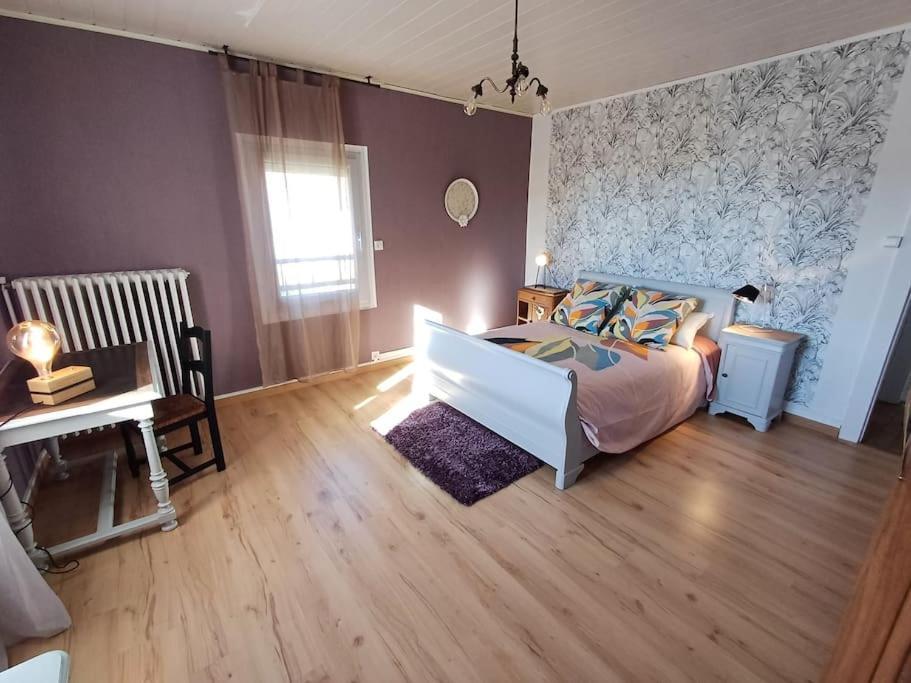 Maison De Village Avec Jardin Torpes  Экстерьер фото