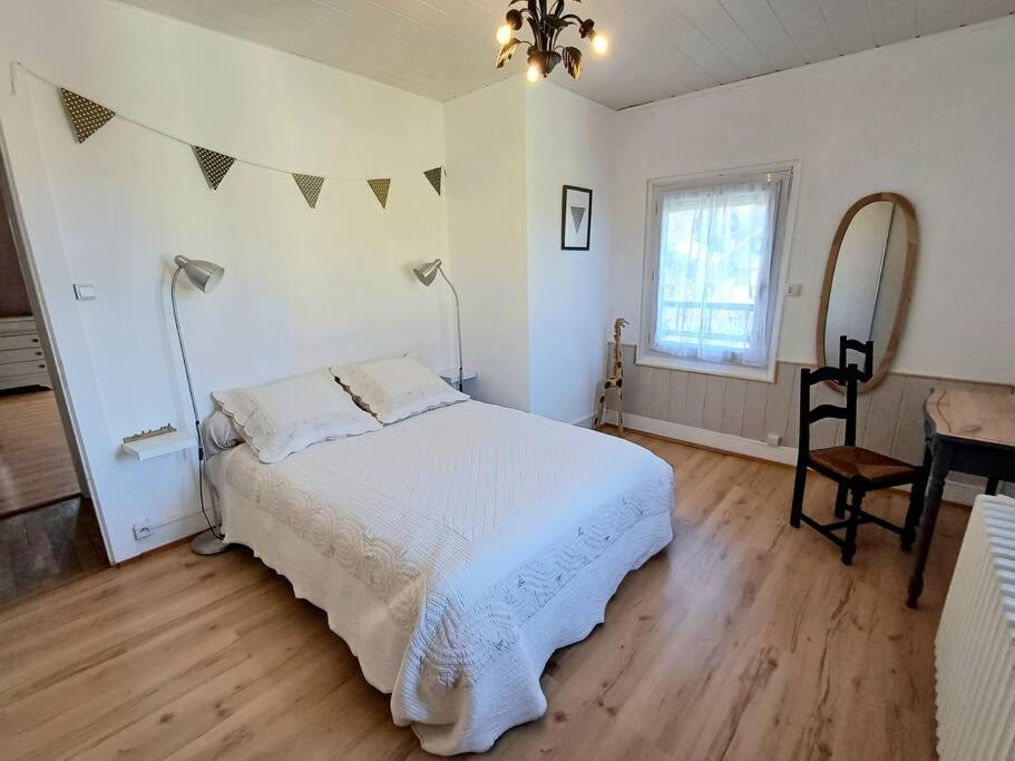 Maison De Village Avec Jardin Torpes  Экстерьер фото
